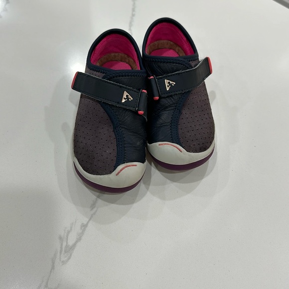 GUC! Plae shoes - Picture 1 of 6